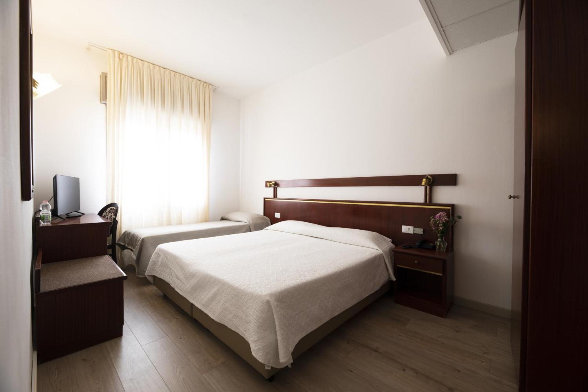 Hotel Vienna Marghera Exterior photo