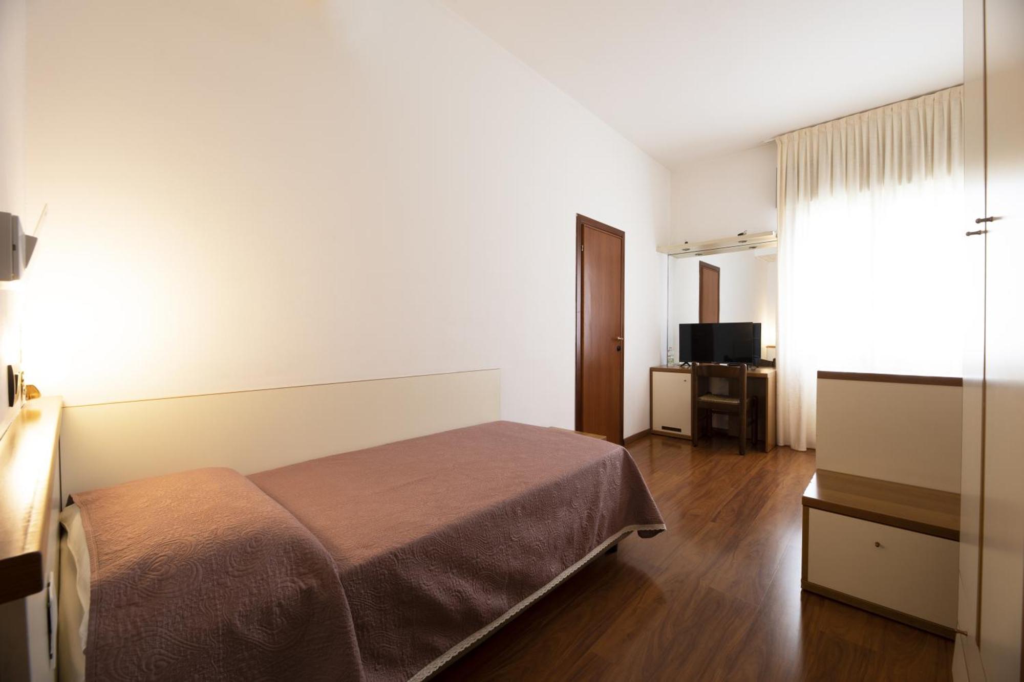 Hotel Vienna Marghera Exterior photo
