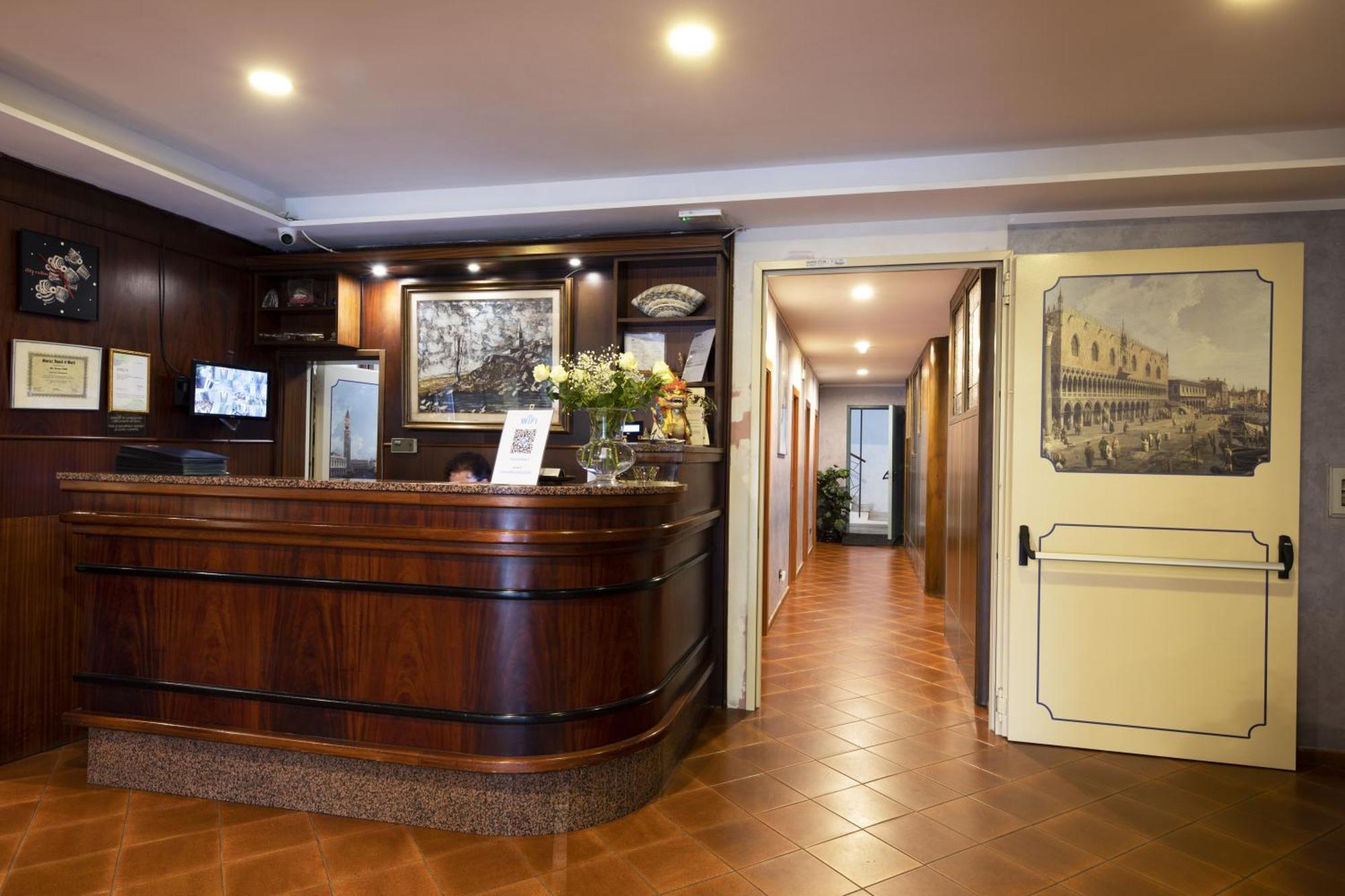 Hotel Vienna Marghera Exterior photo